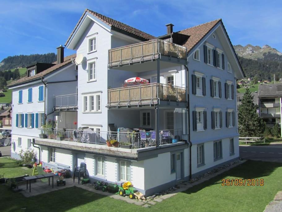 Dachwohnung Zentrum Unterwasser Екстер'єр фото
